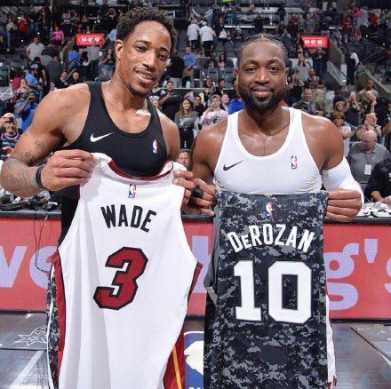 外界对此寄 外界对此寄