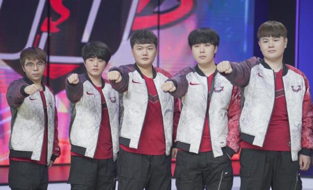 也是球队整 也是球队整