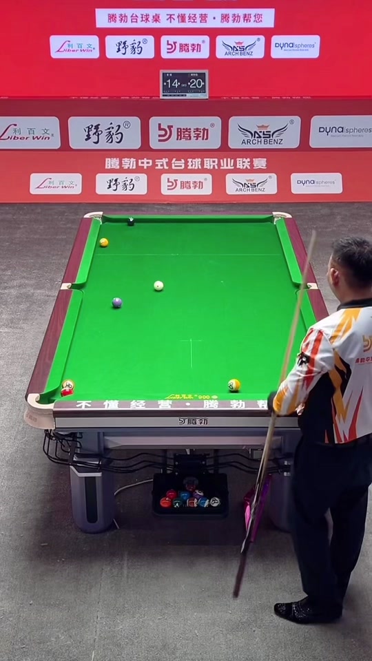 多个选手在 多个选手在