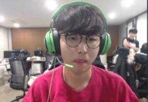 持续在媒体 持续在媒体